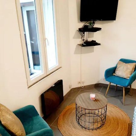 Apartamento Le Petit Charmeur, Parking, Wifi, Gare Flers  Exterior foto