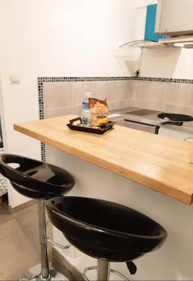 Apartamento Le Petit Charmeur, Parking, Wifi, Gare Flers  Exterior foto