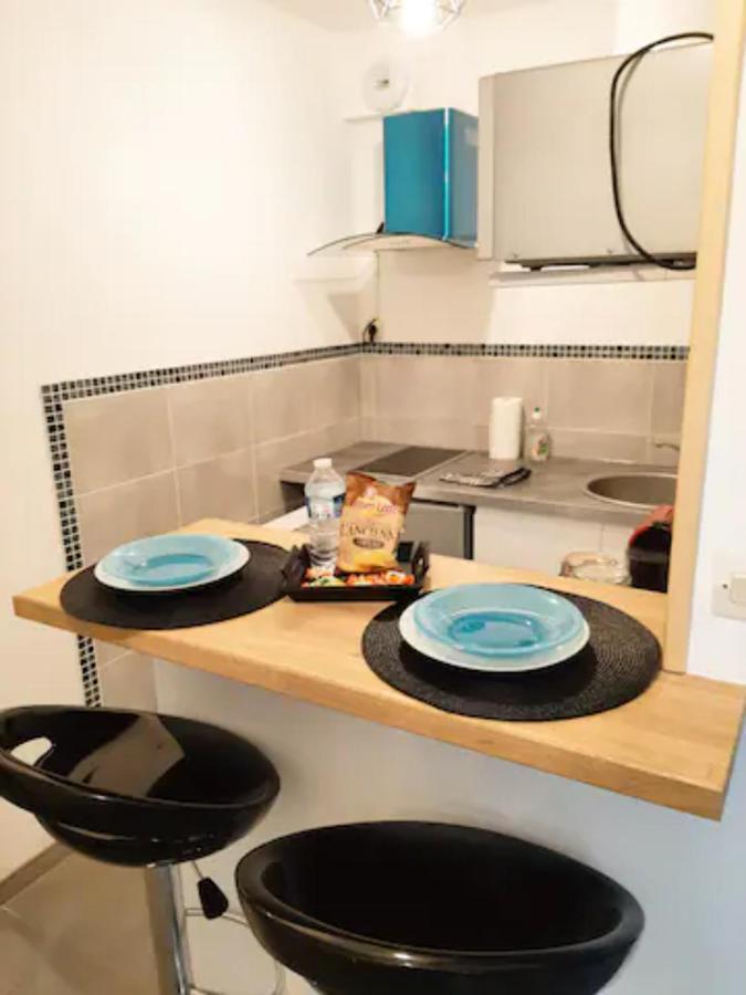 Apartamento Le Petit Charmeur, Parking, Wifi, Gare Flers  Exterior foto