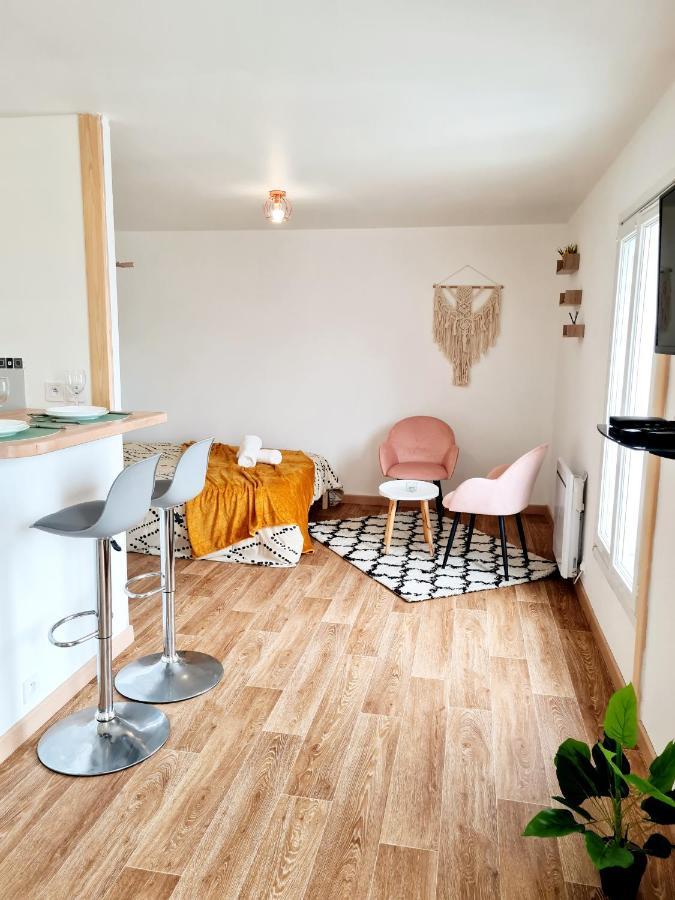 Apartamento Le Petit Charmeur, Parking, Wifi, Gare Flers  Exterior foto