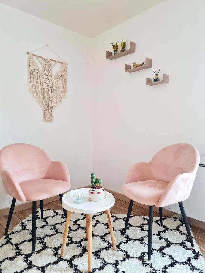 Apartamento Le Petit Charmeur, Parking, Wifi, Gare Flers  Exterior foto